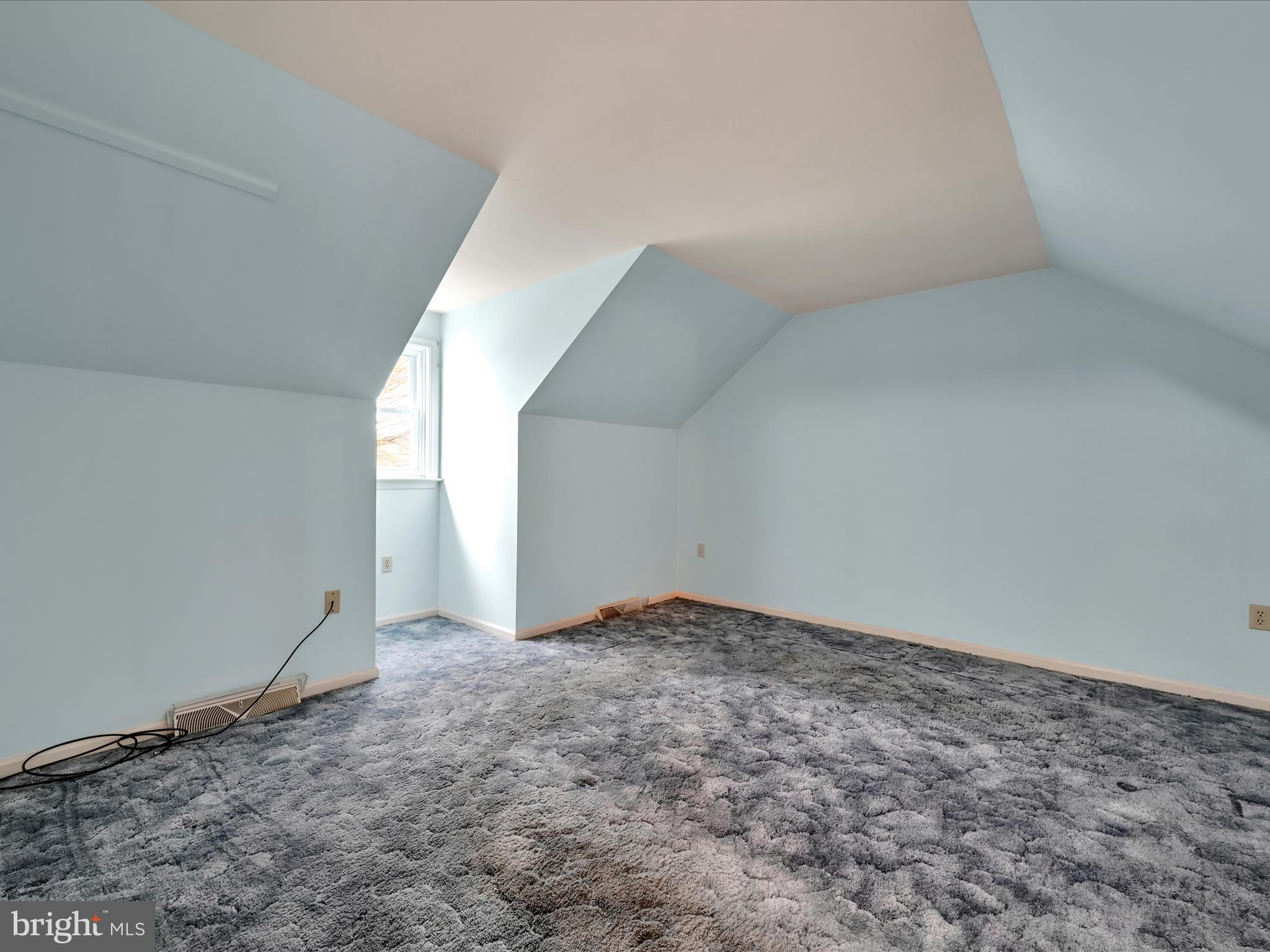 LINCOLN GARDENS - Residential