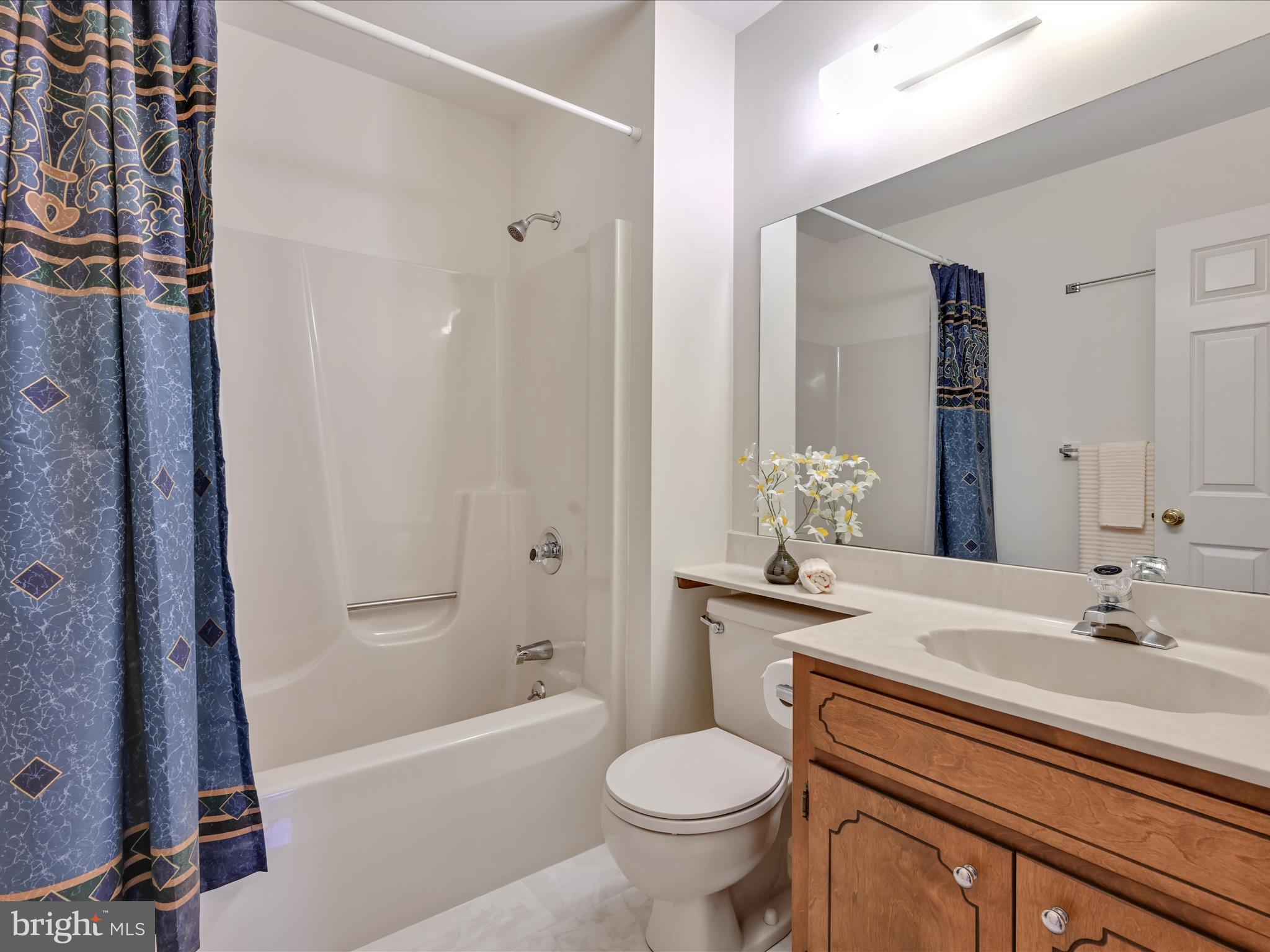 LINCOLN GARDENS - Residential