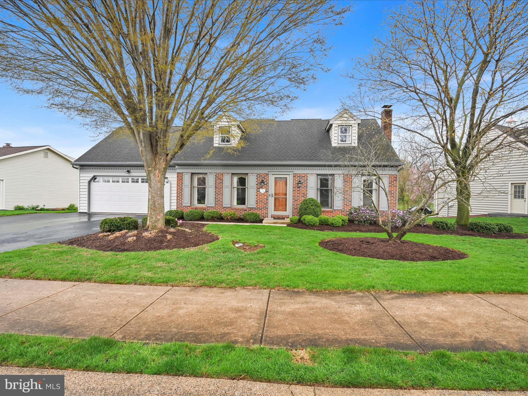 LINCOLN GARDENS - Residential