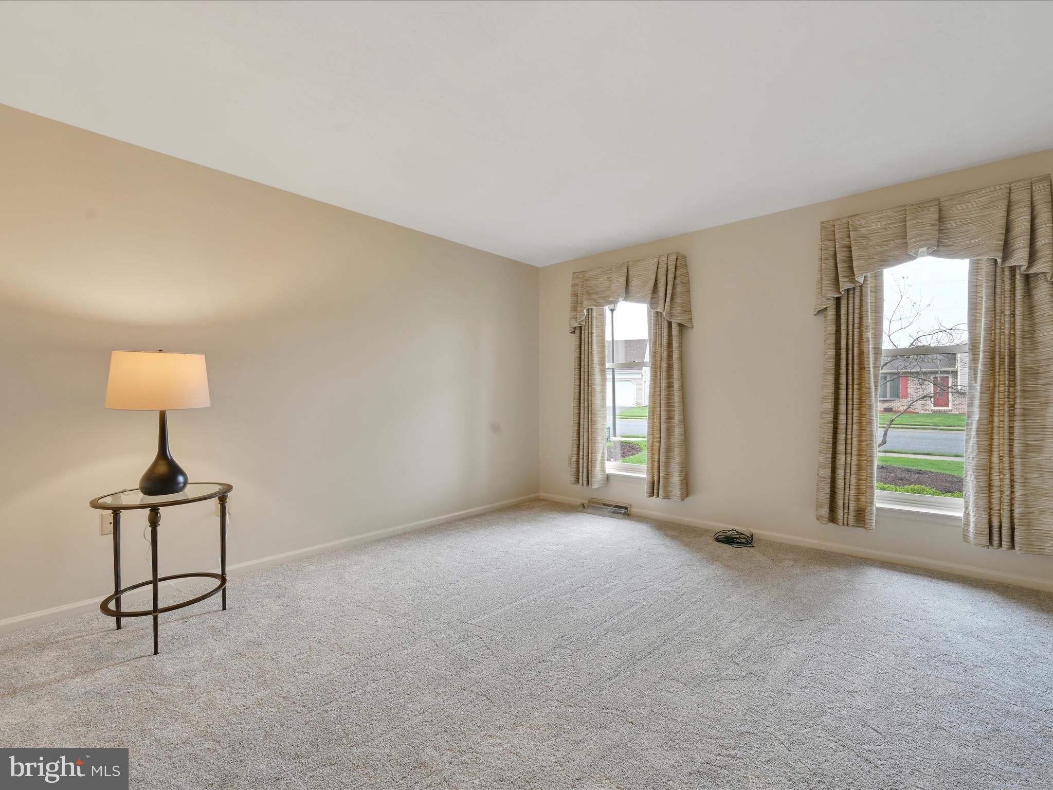 LINCOLN GARDENS - Residential