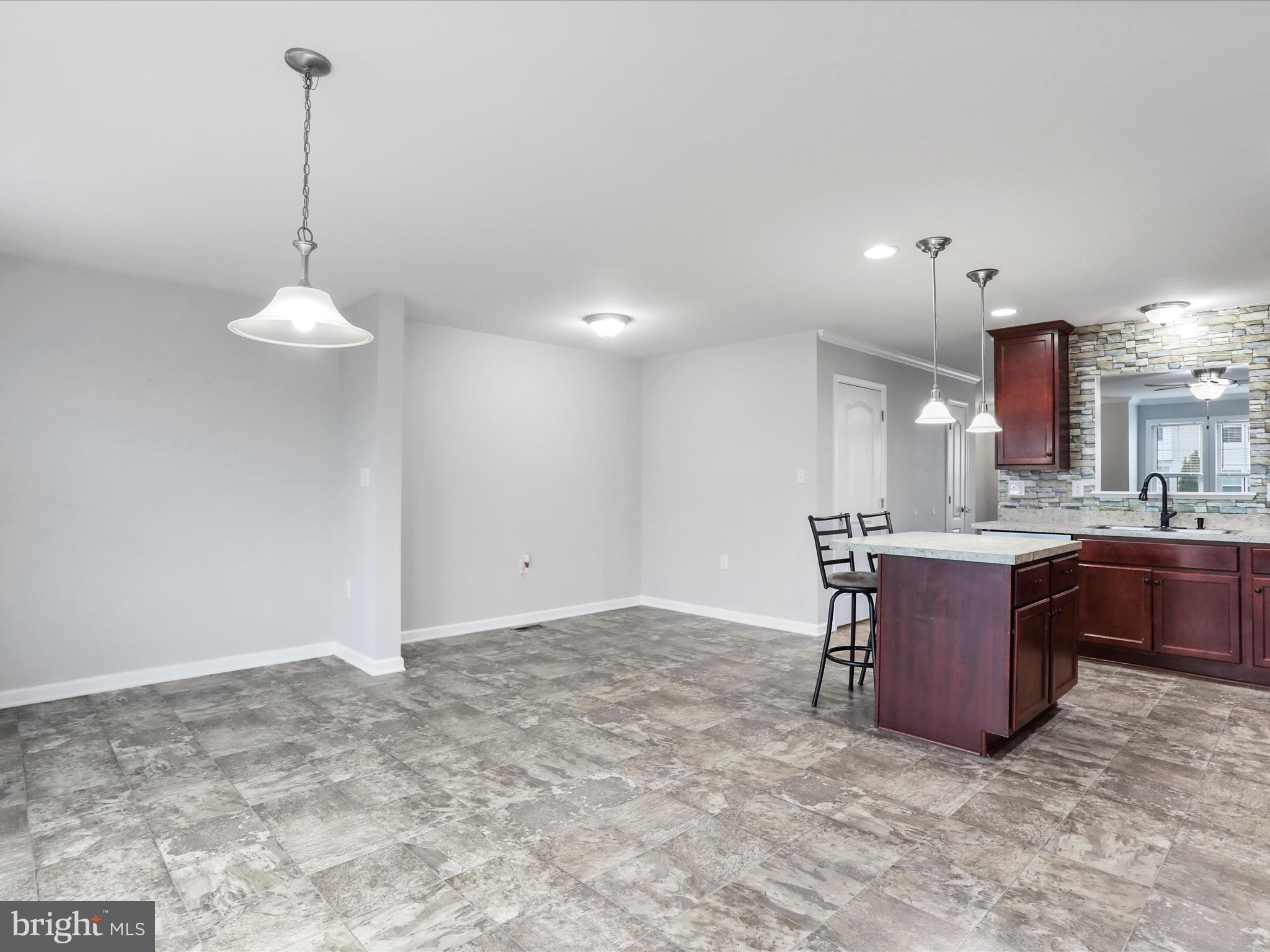 KENSINGTON TERRACE - Residential