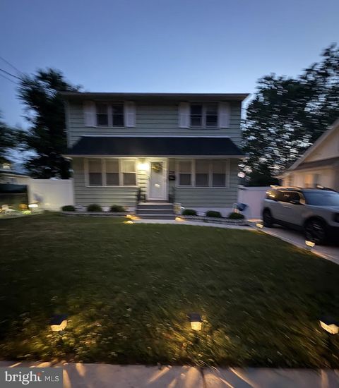 Homes For Sale - 465 Lexington Avenue<br/> PENNSAUKEN, NJ 08110