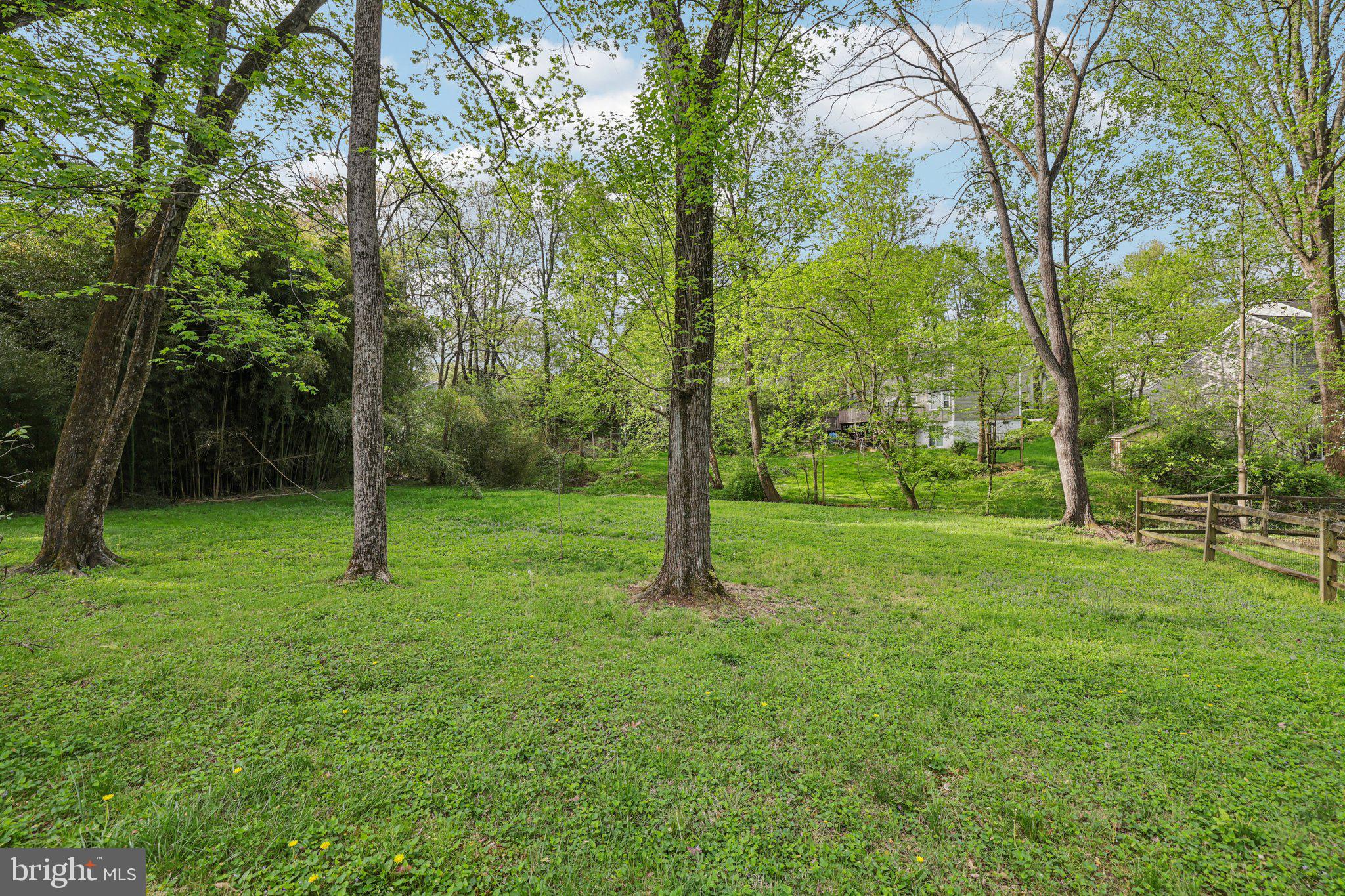 GLENMONT - Residential