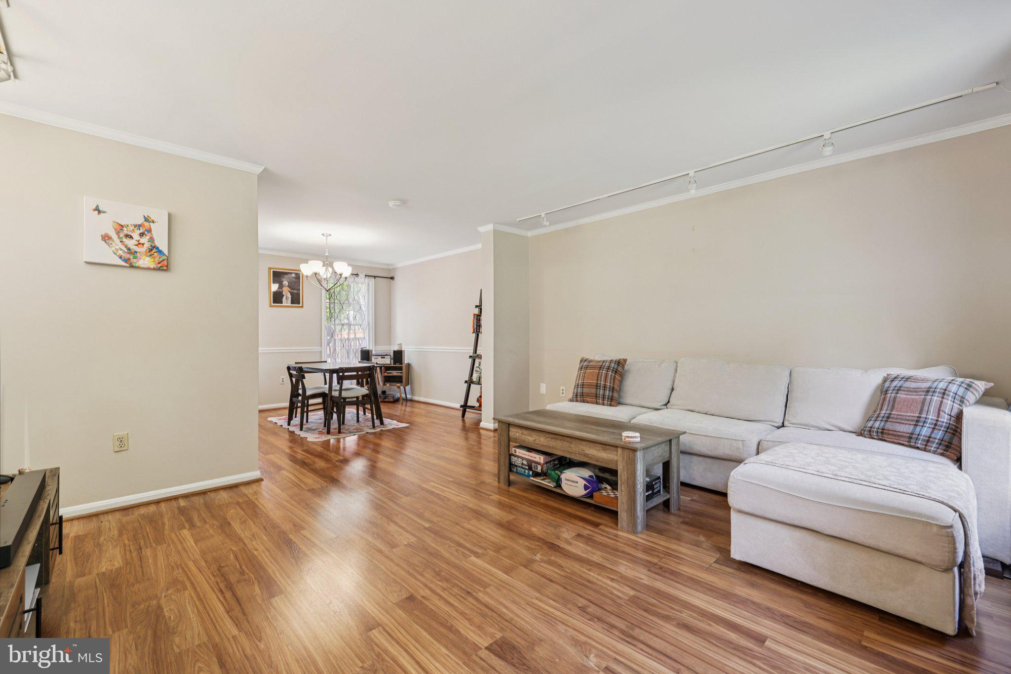 GLENMONT - Residential