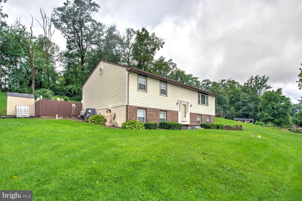 Photo of 5356 Old Strasburg Road, KINZERS, PA 17535 (MLS # PALA2095068)
