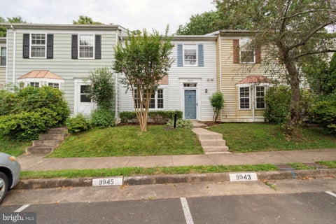 Townhouse For Rent - 9943 Capperton Drive<br/> Fairfax County, OAKTON, VA 22124