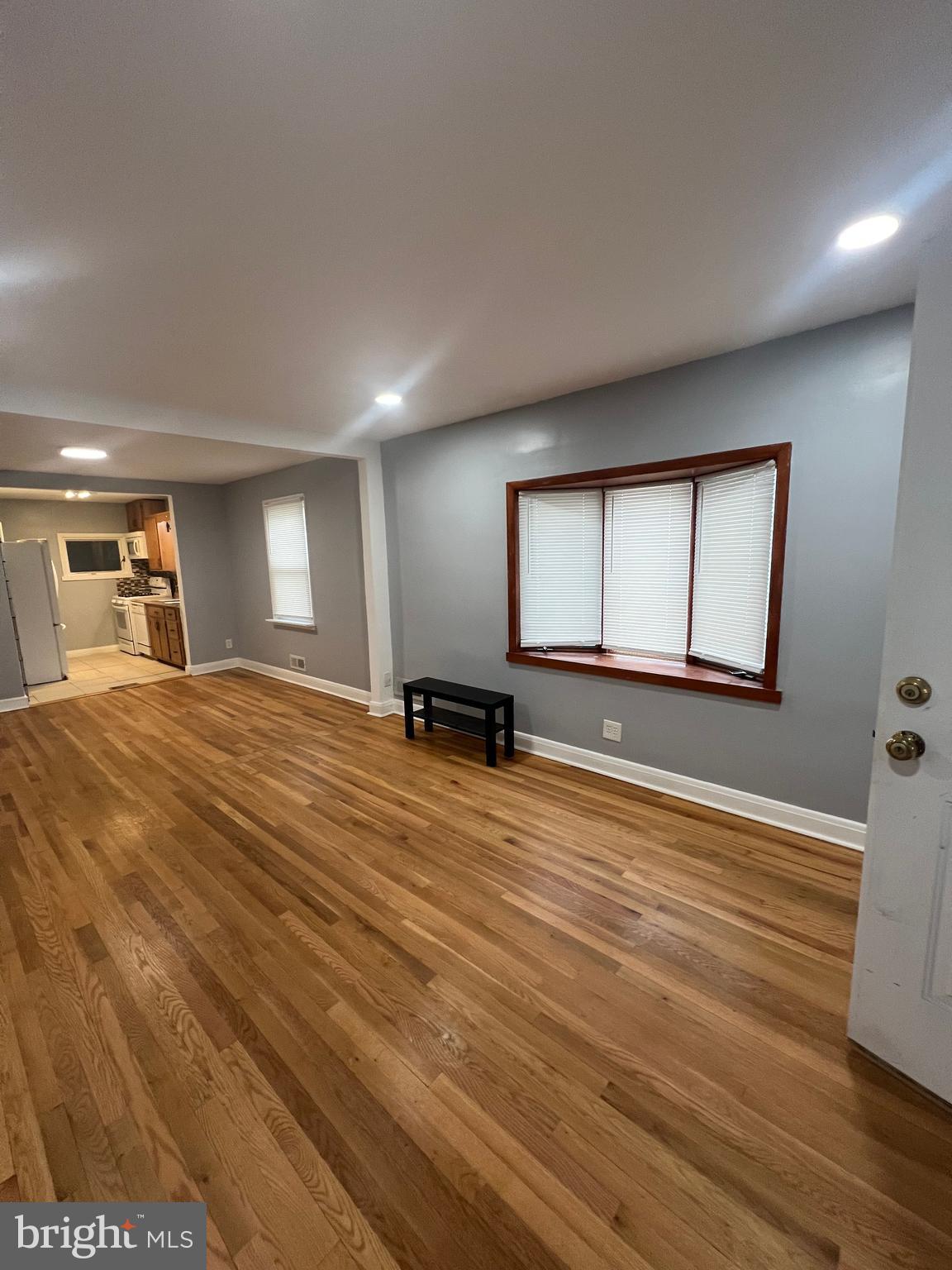 2518 LINWOOD ROAD