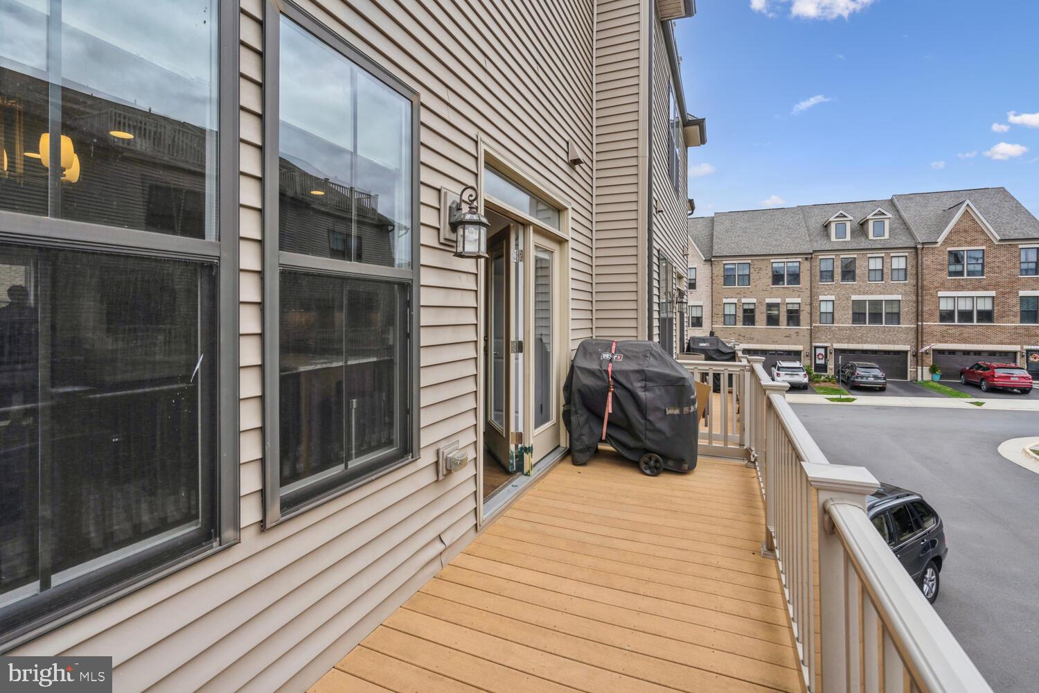 AMBROSE HILLS - Residential