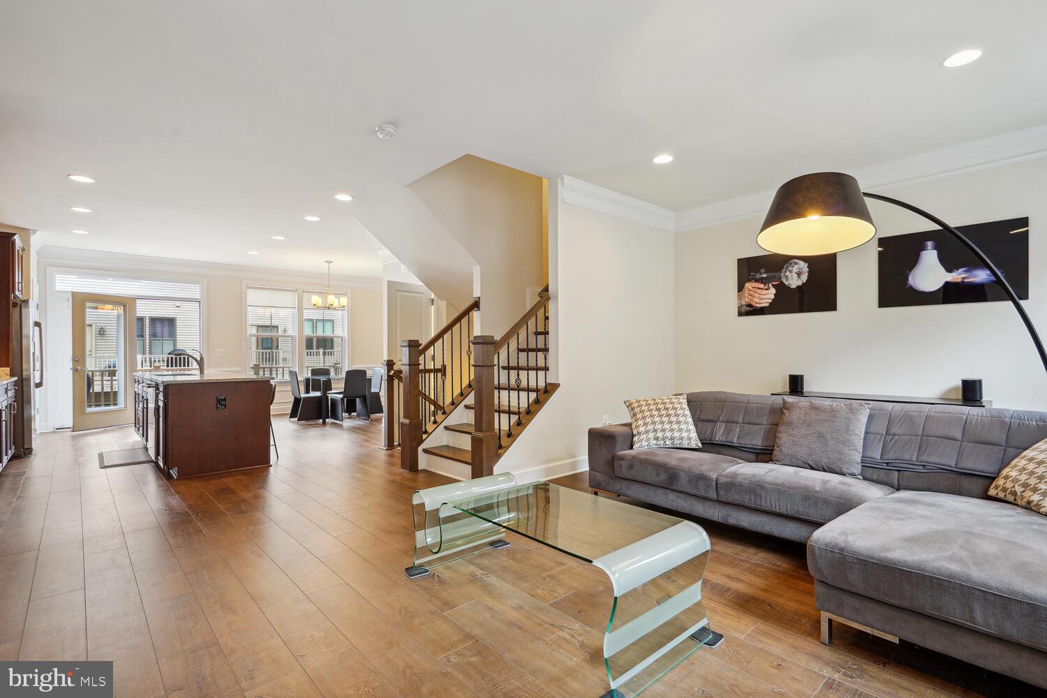 AMBROSE HILLS - Residential