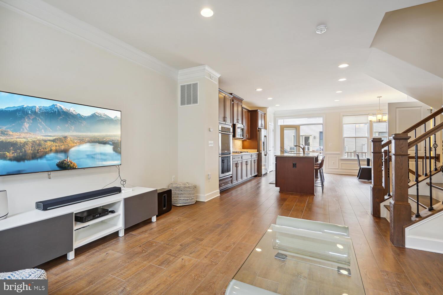 AMBROSE HILLS - Residential