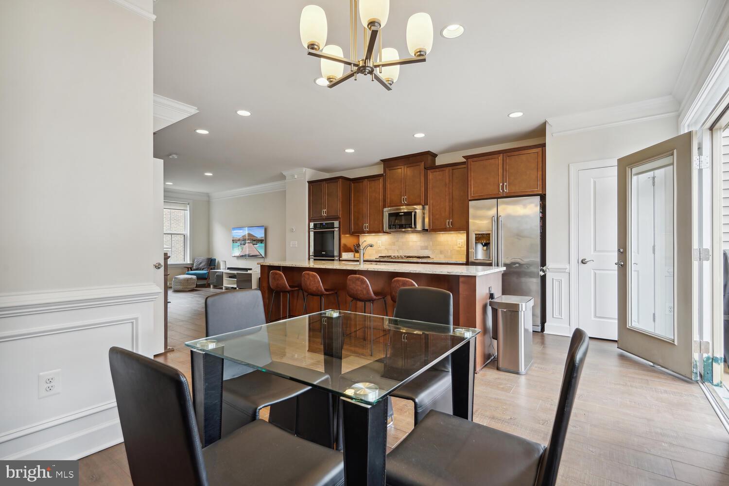 AMBROSE HILLS - Residential