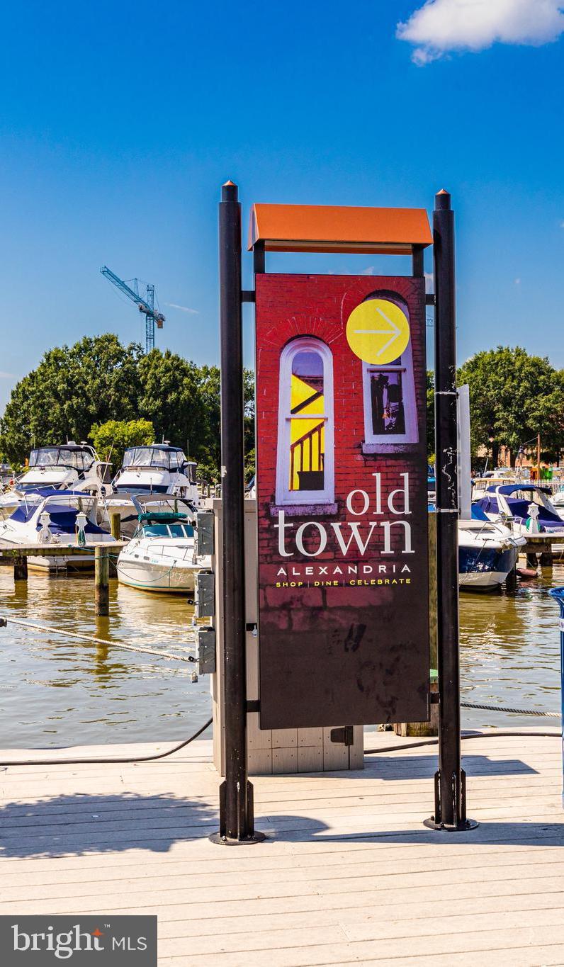 POTOMAC GREENS - Residential Lease