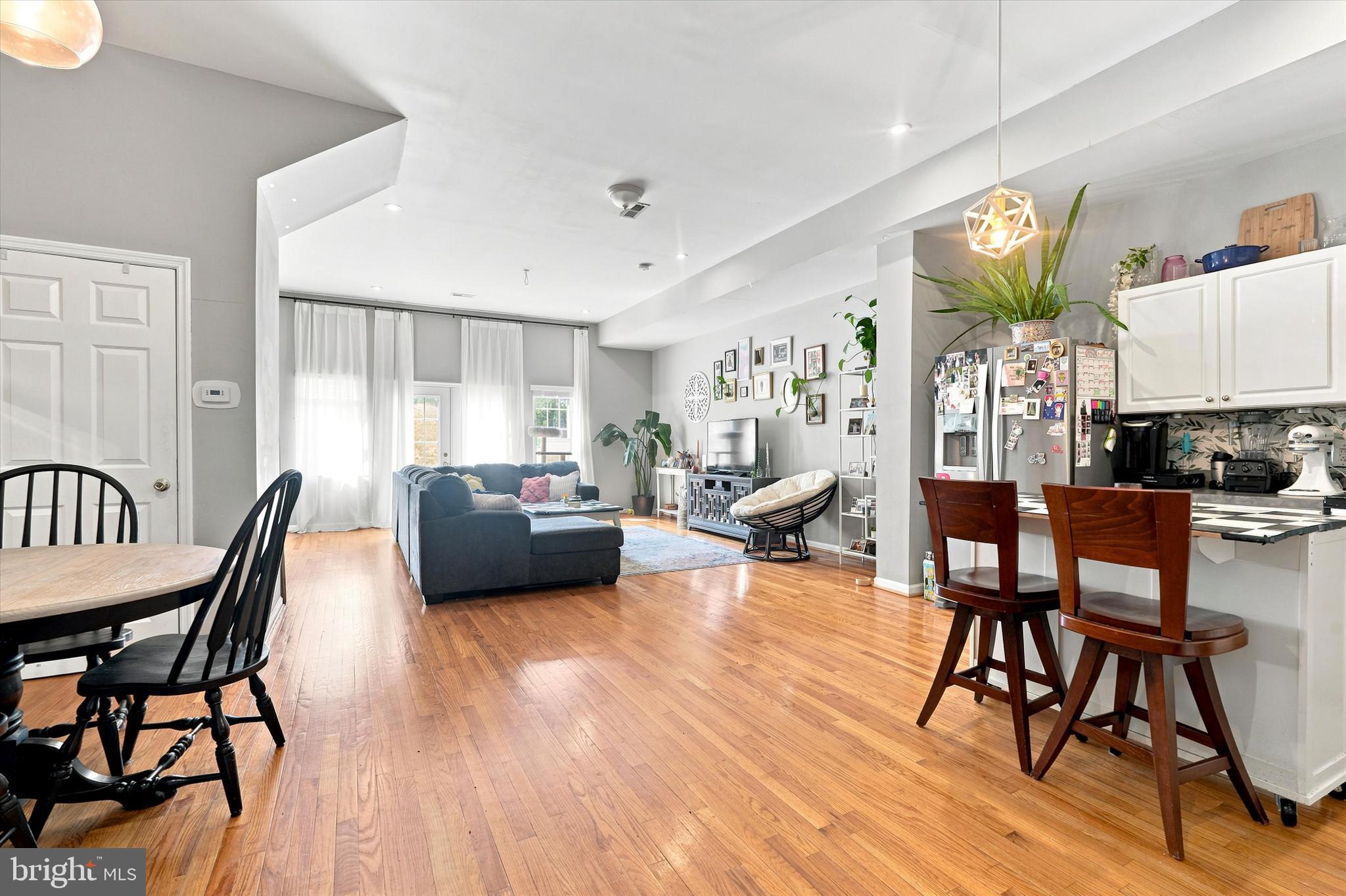 444 MOYER STREET