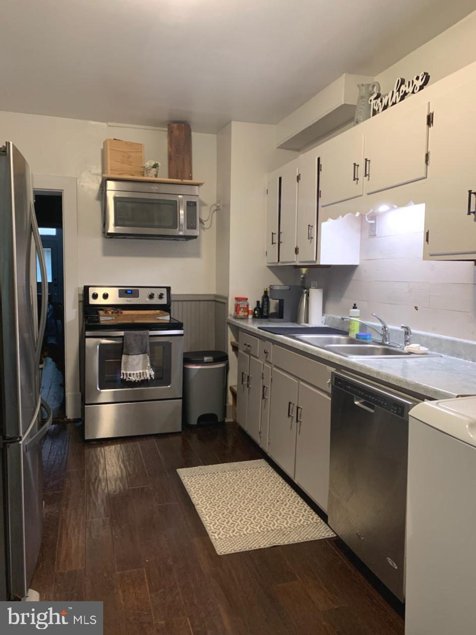 205 W 5TH STREET
