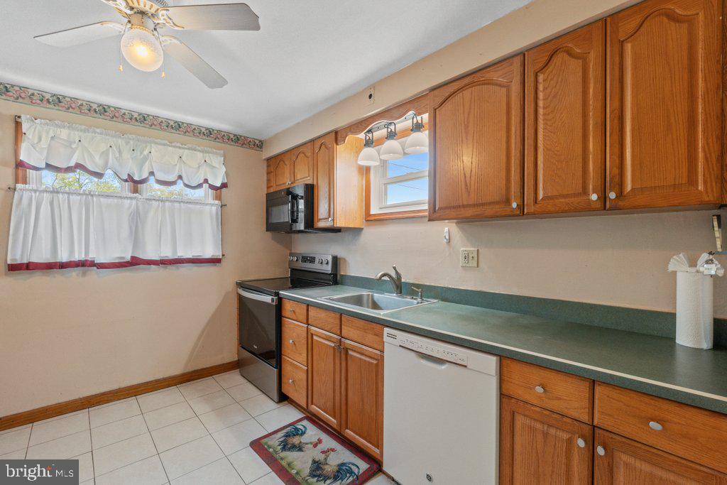 OAK SUMMIT - Residential