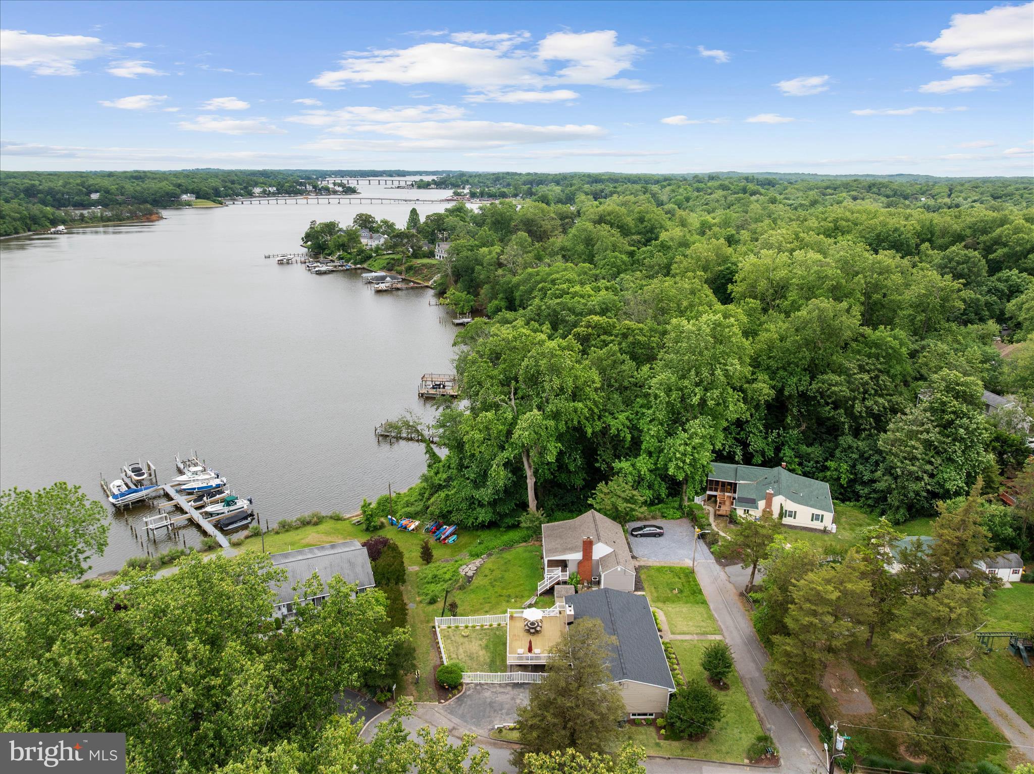 GLEN ISLE ESTATES - Residential