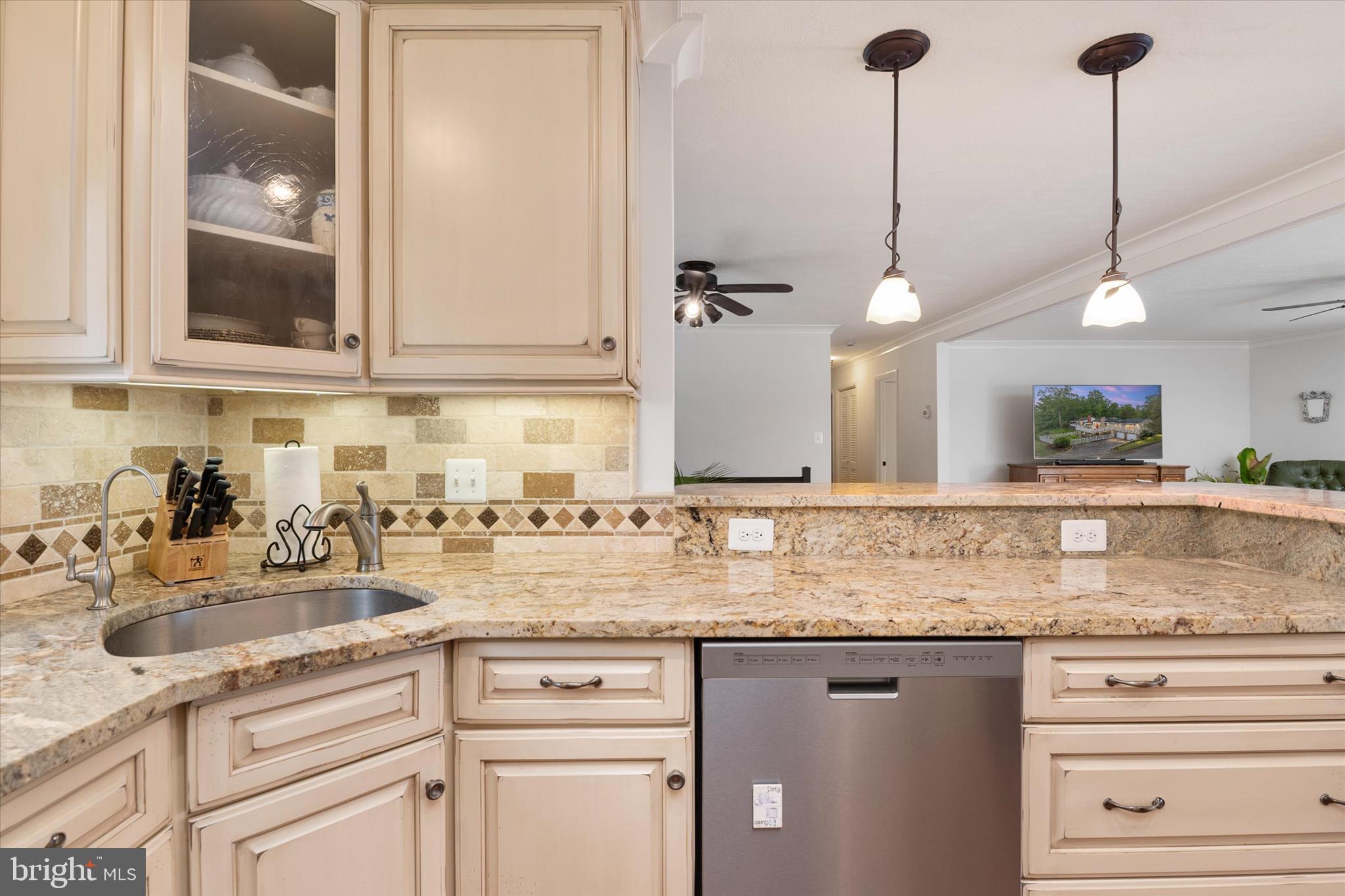 GLEN ISLE ESTATES - Residential