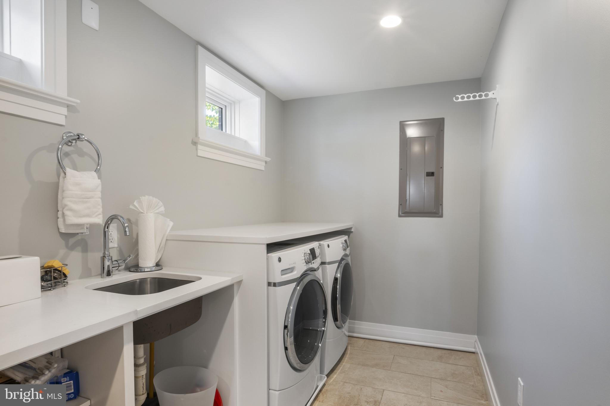 JAMES BLAND HOMES - Residential