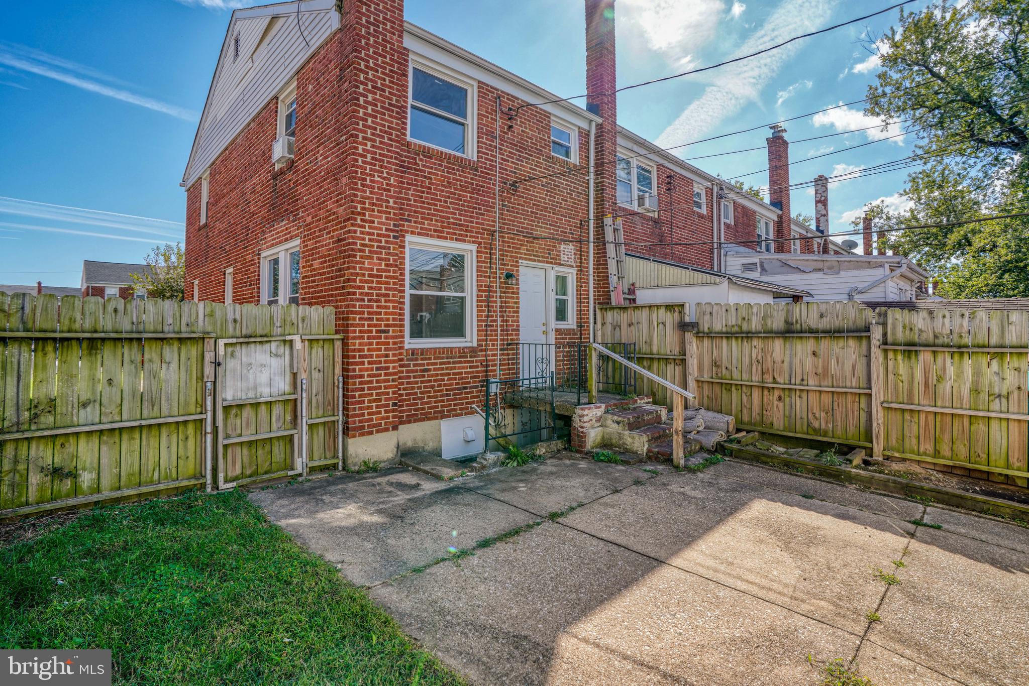 DUNDALK - Residential Lease