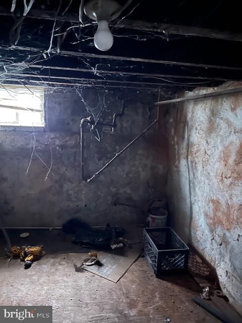 EAST KENSINGTON - Residential