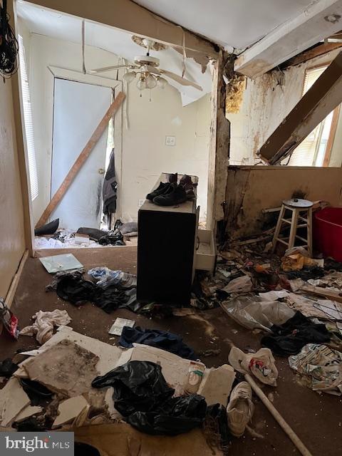 EAST KENSINGTON - Residential