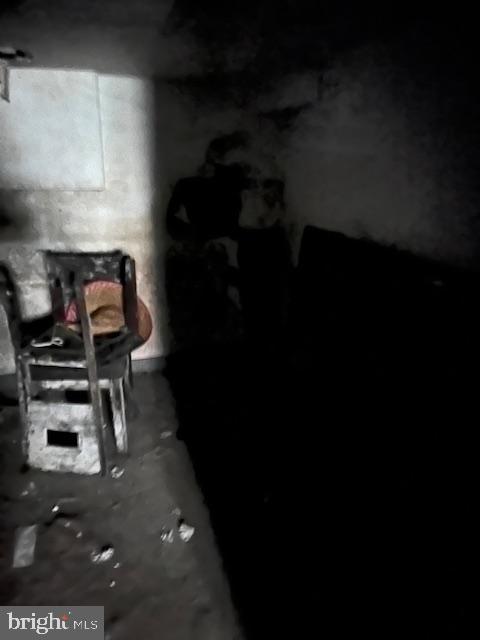 EAST KENSINGTON - Residential