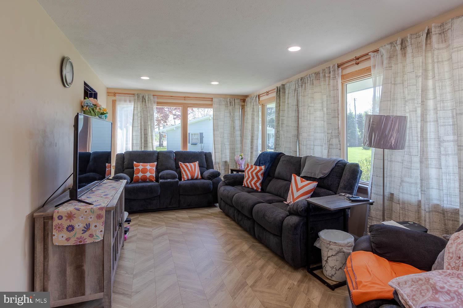 MANSION PARK - Residential