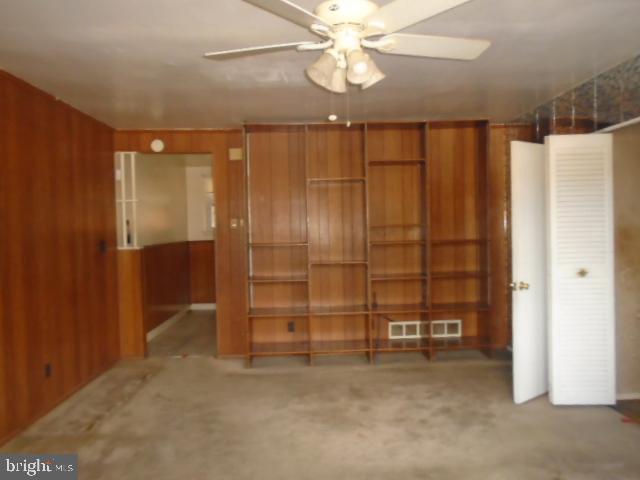 FRANKFORD - Residential