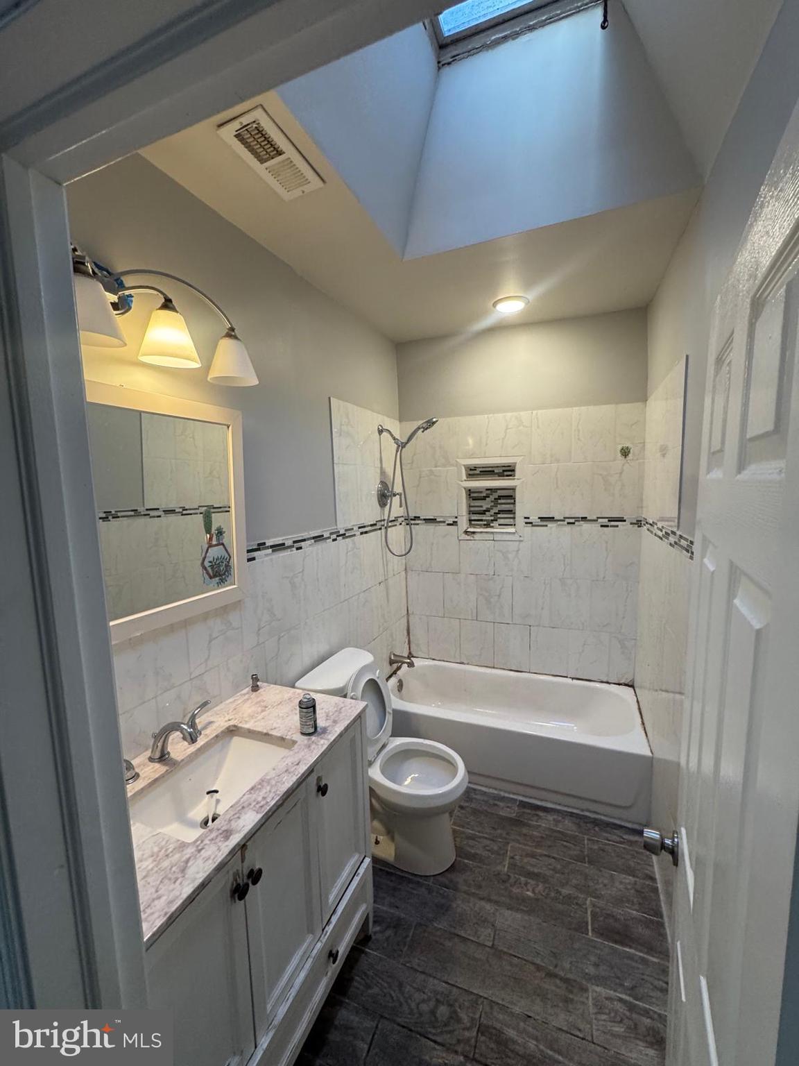 FELTONVILLE - Residential Lease