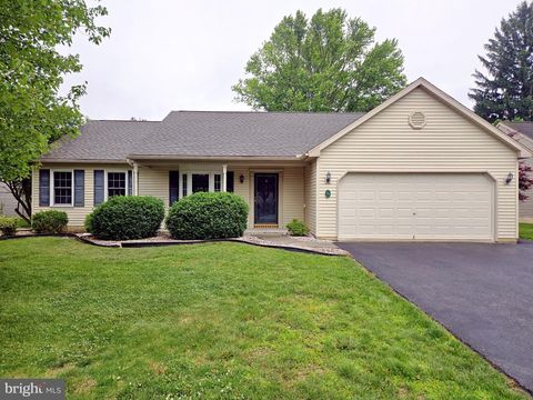 137 ARBOR DRIVE MYERSTOWN PA 17067