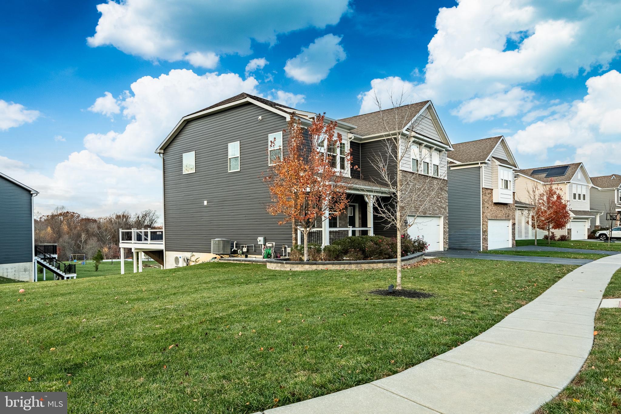 213 SEVEN SPRINGS LANE