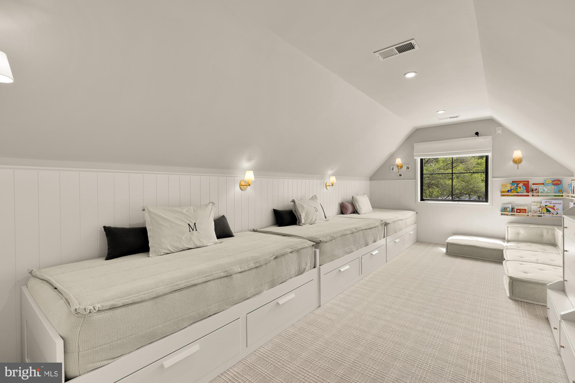 ALCOVA HEIGHTS - Residential