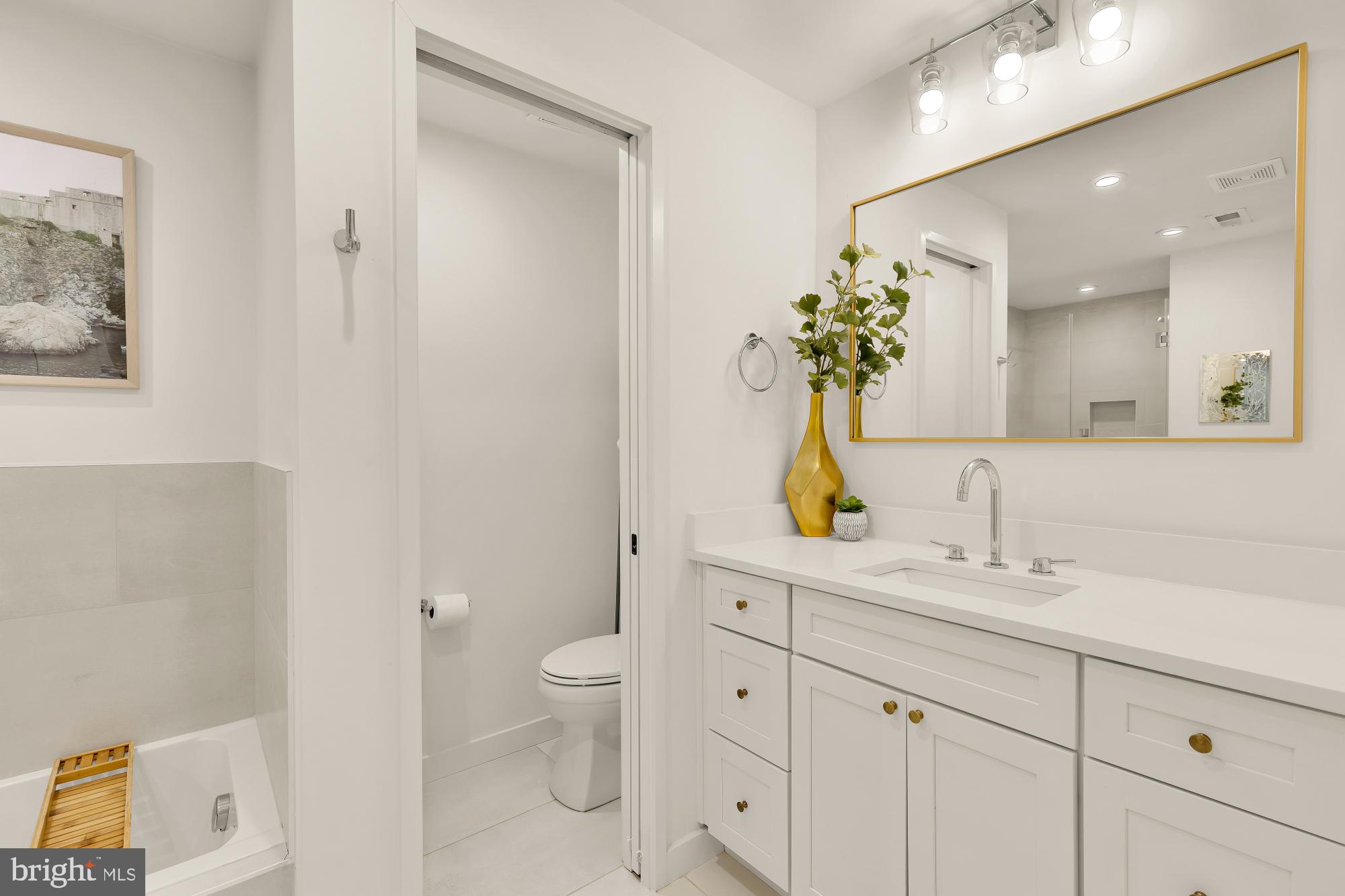 ALCOVA HEIGHTS - Residential