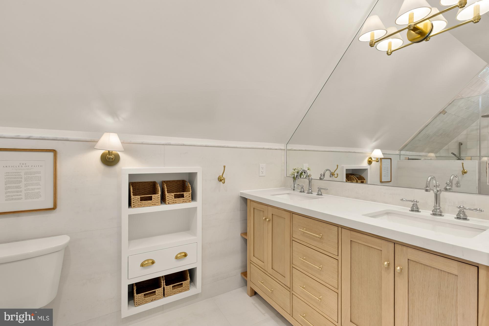 ALCOVA HEIGHTS - Residential