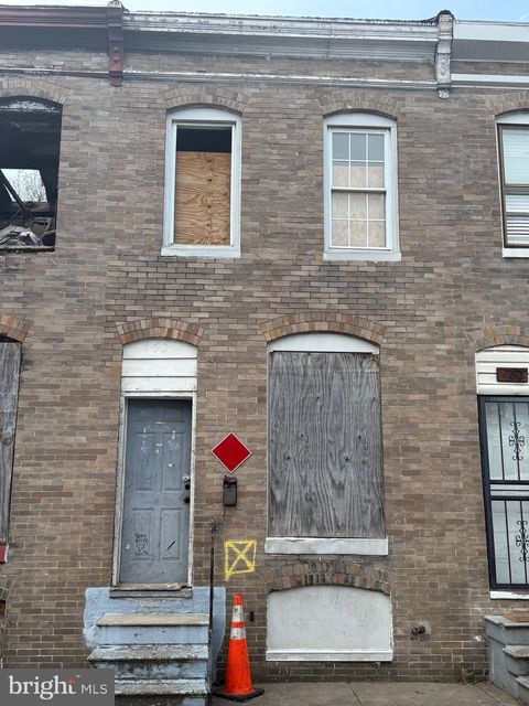 Townhouse For Sale - 452 Furrow Street<br/> BALTIMORE, MD 21223