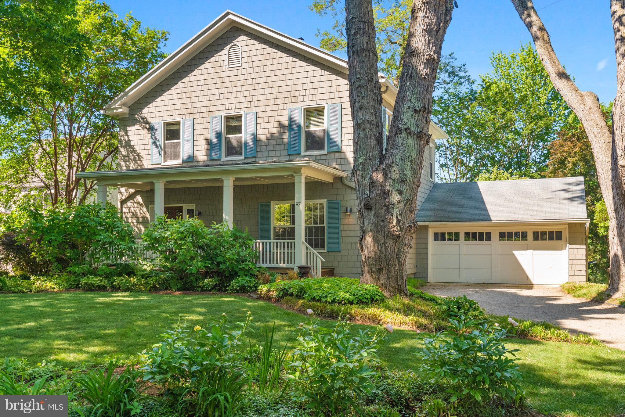 EASTPORT - Residential