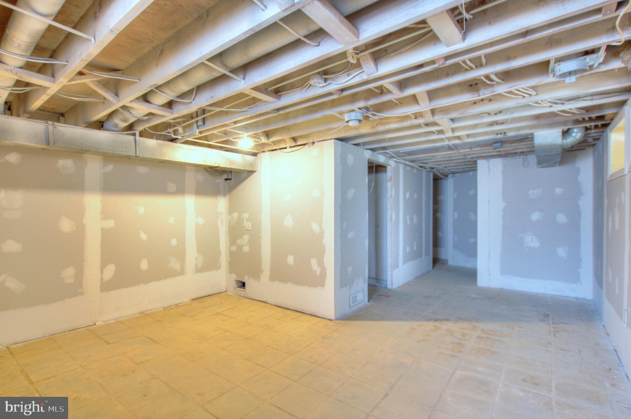 ANDOVER HEIGHTS CONDO II - Residential