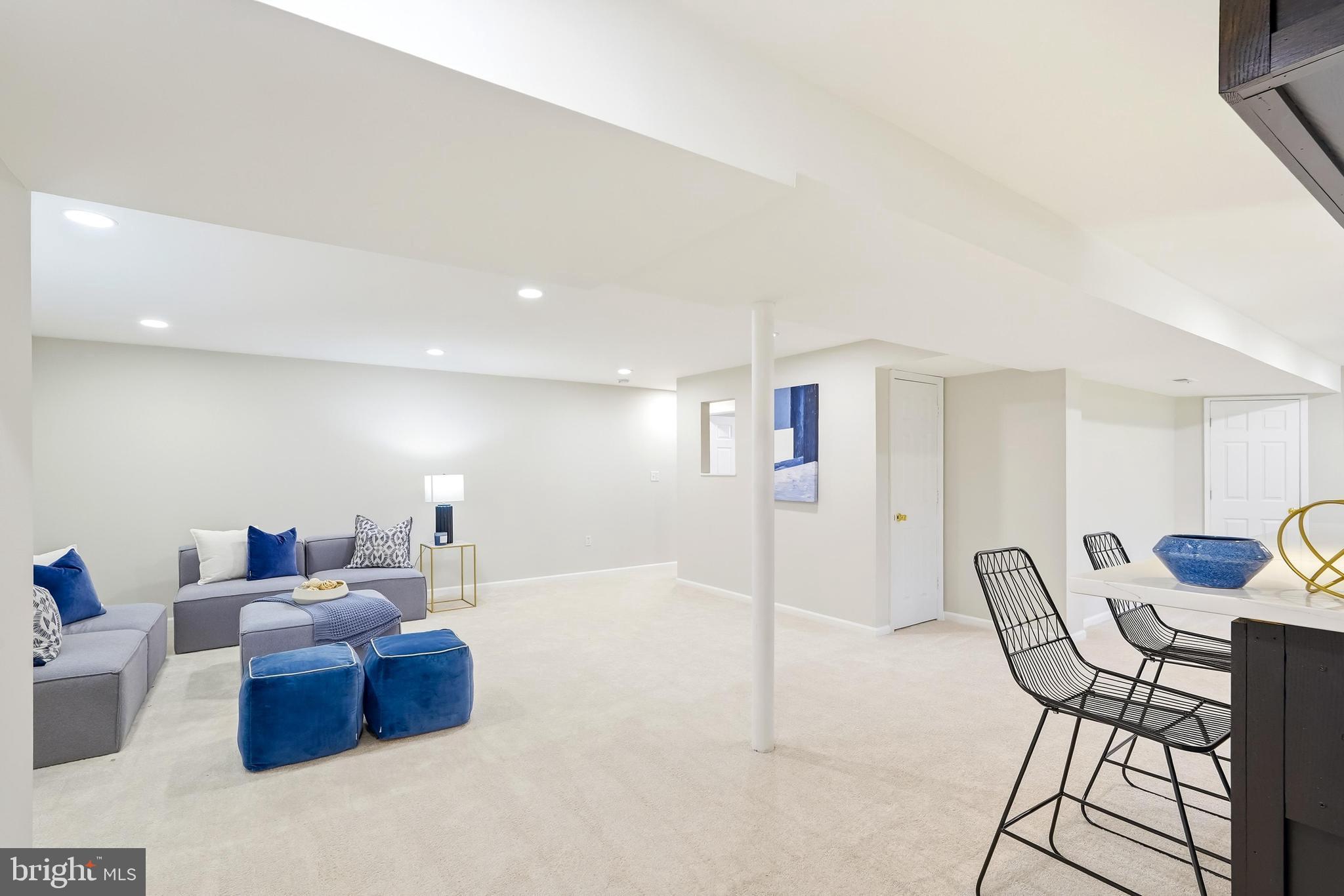 ASHBURN FARM - Residential