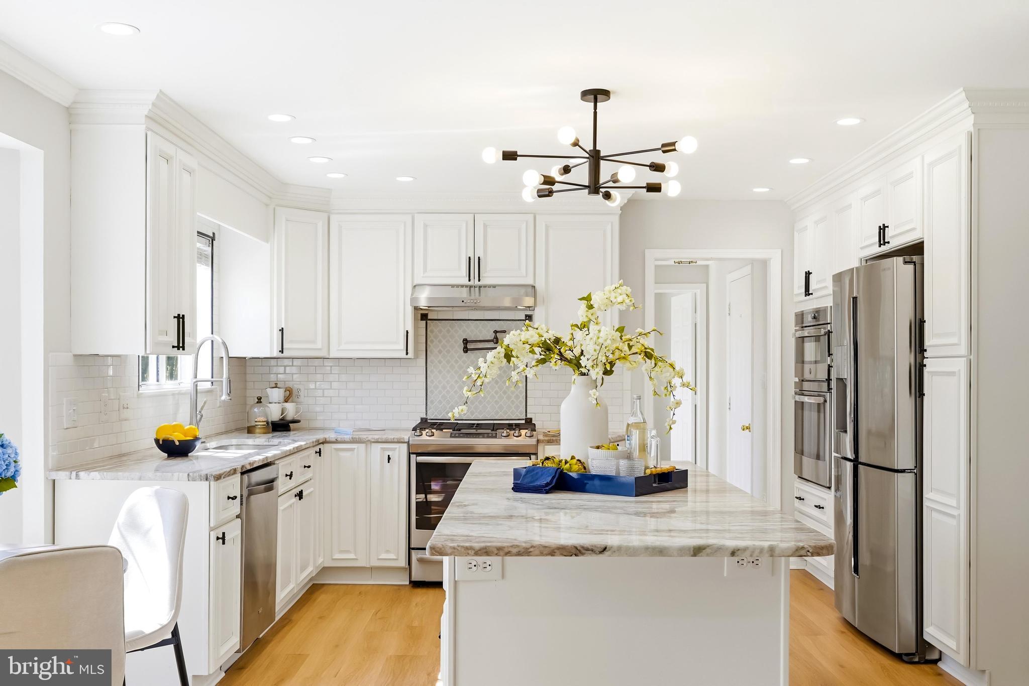 ASHBURN FARM - Residential