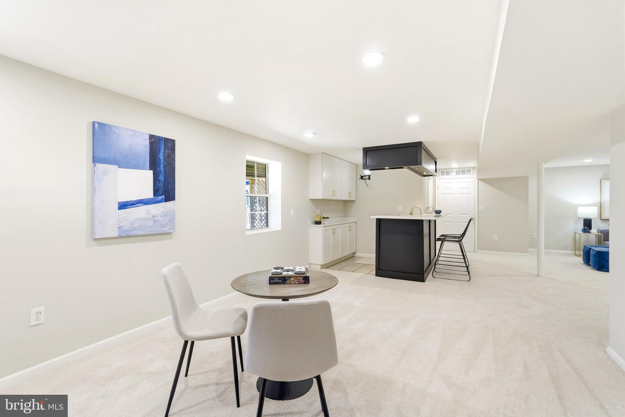 ASHBURN FARM - Residential