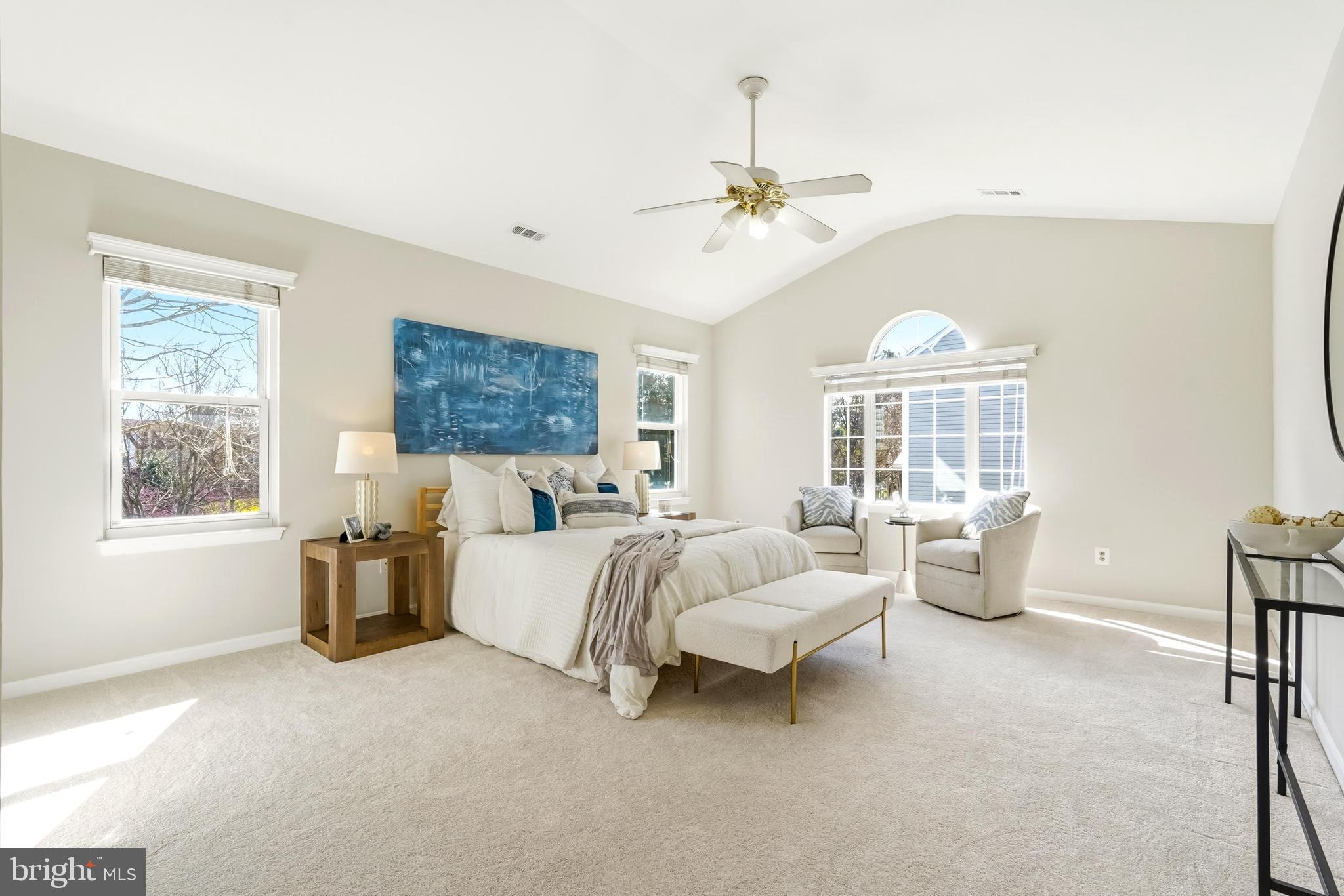 ASHBURN FARM - Residential