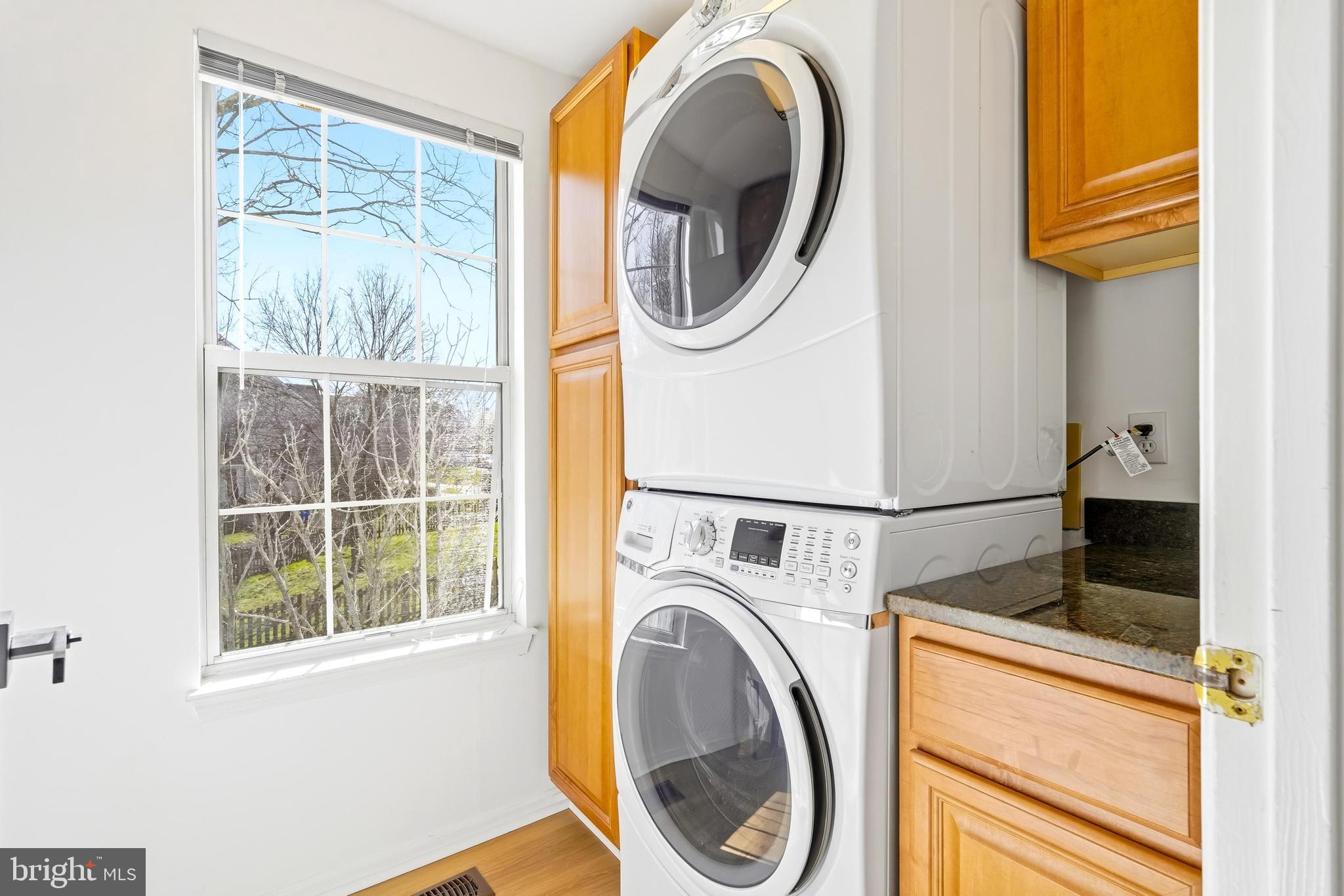 ASHBURN FARM - Residential