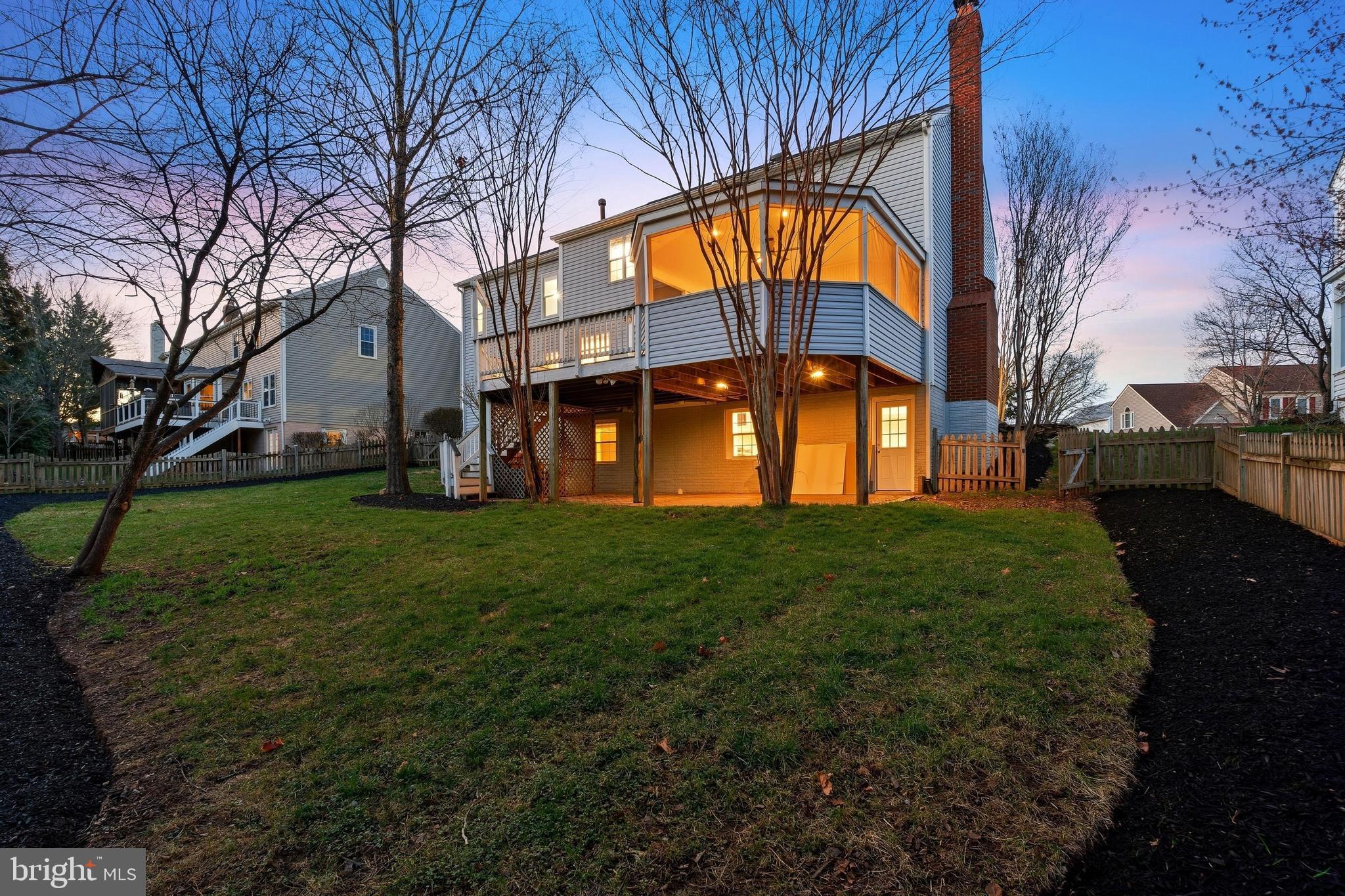 ASHBURN FARM - Residential