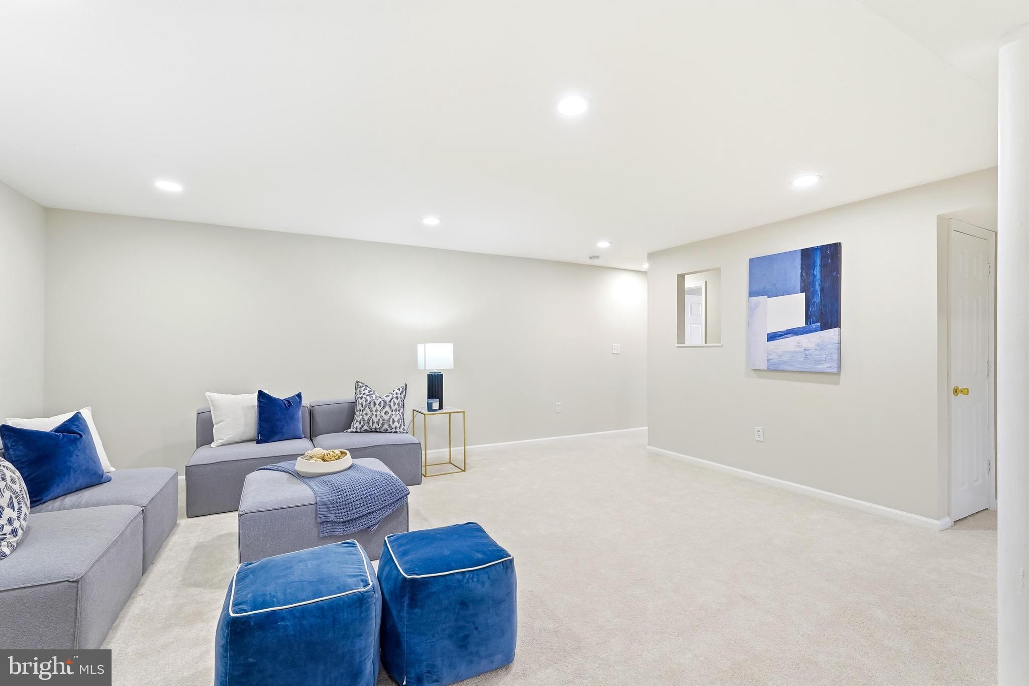 ASHBURN FARM - Residential