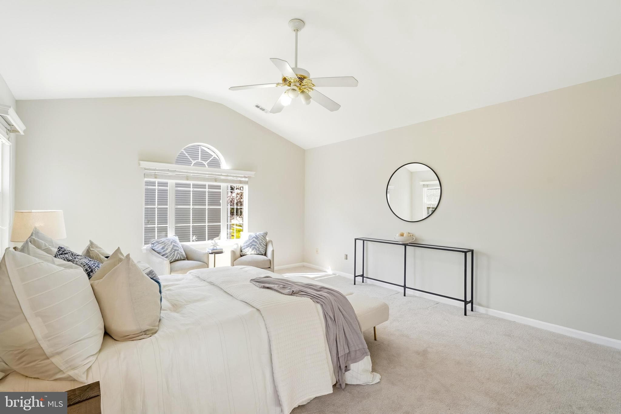 ASHBURN FARM - Residential