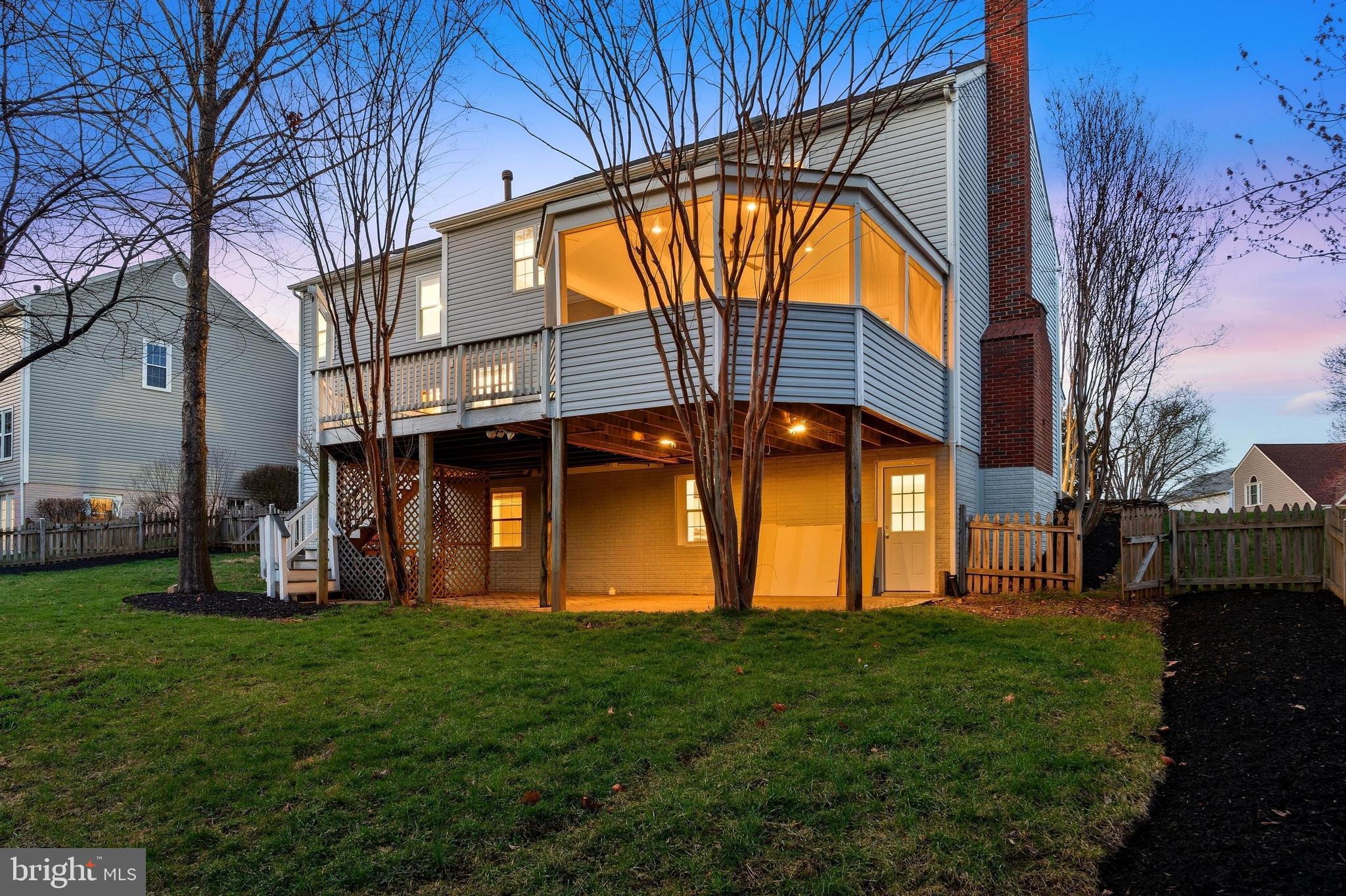 ASHBURN FARM - Residential
