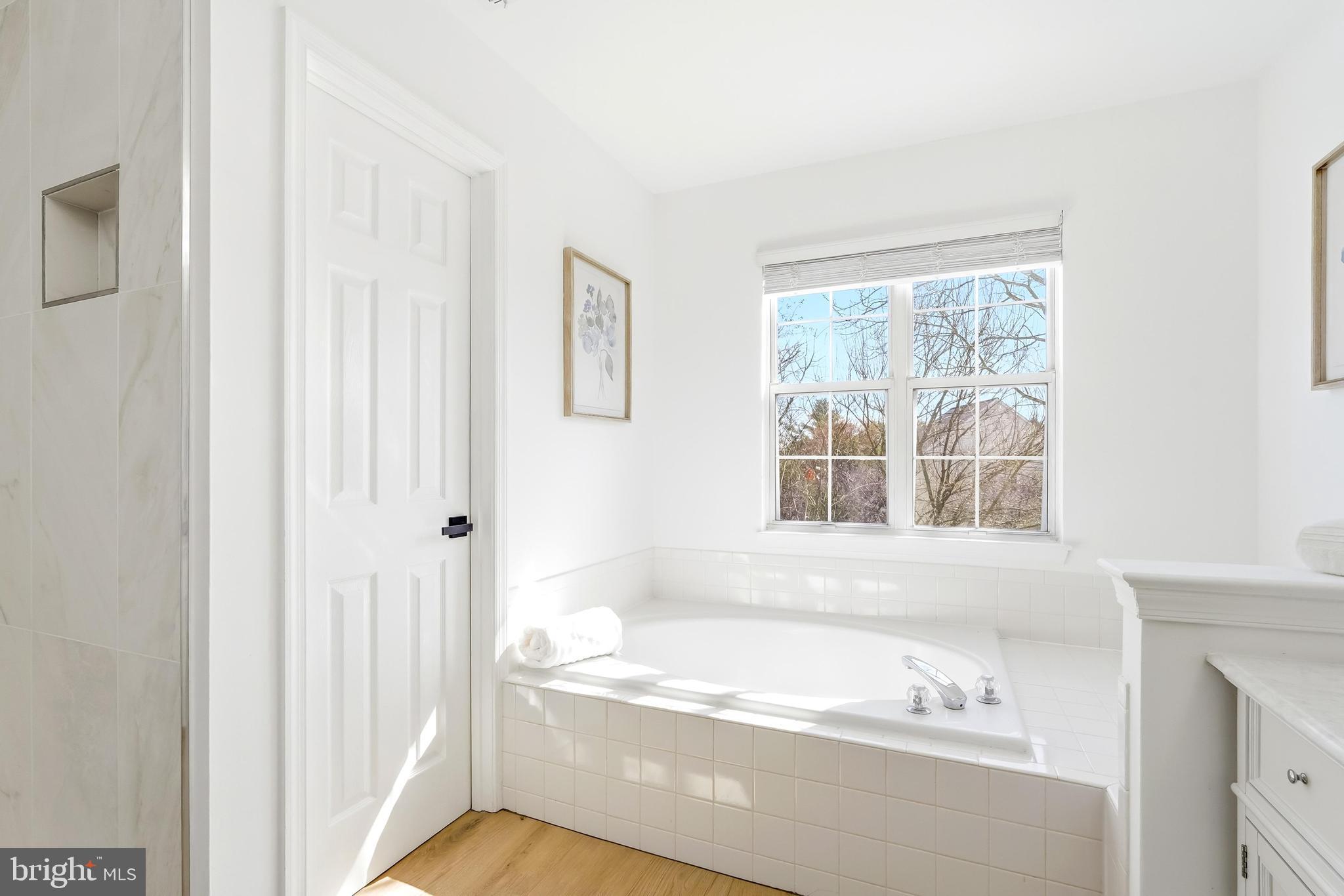 ASHBURN FARM - Residential