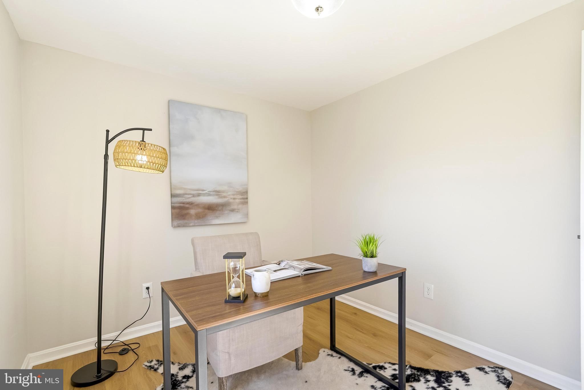 ASHBURN FARM - Residential