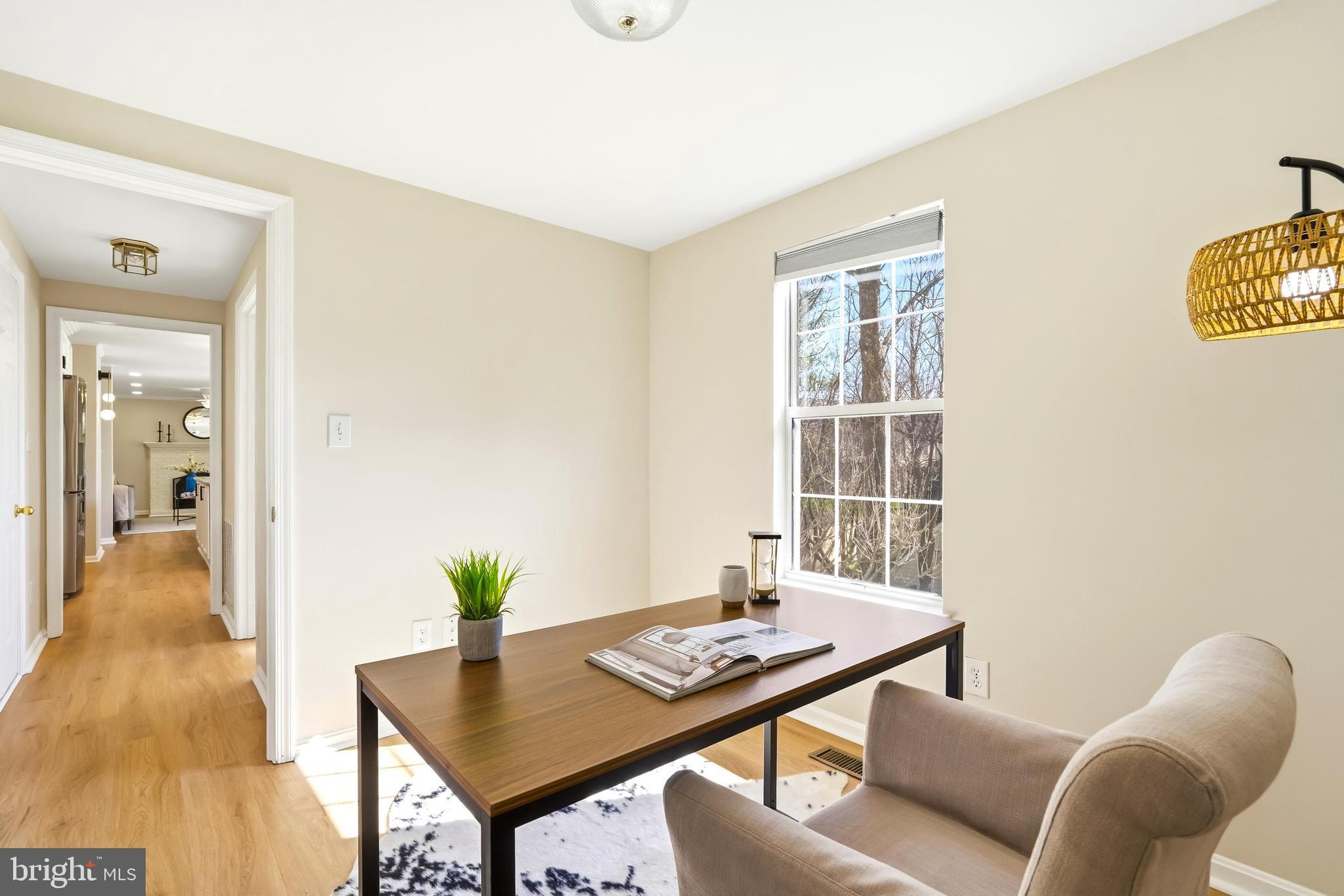 ASHBURN FARM - Residential