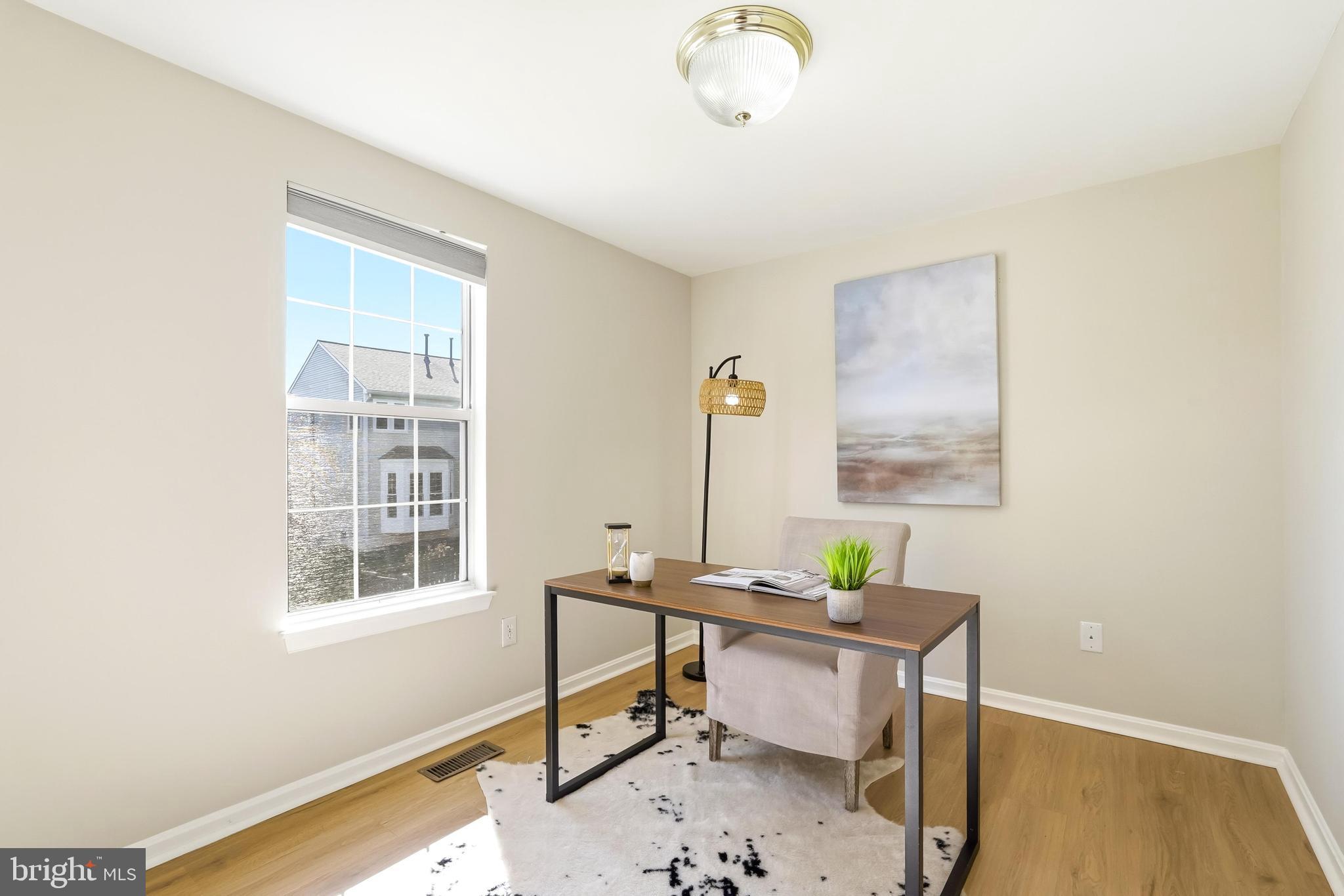 ASHBURN FARM - Residential